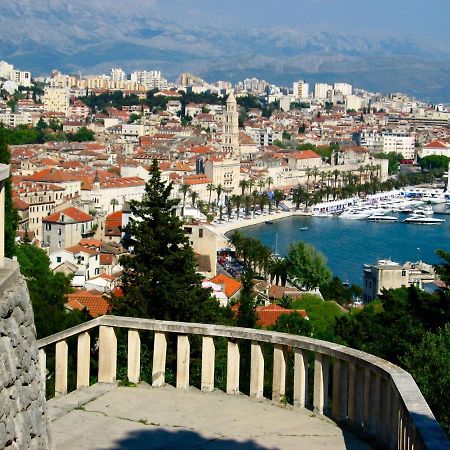 Lux Cindro Studio In Split Center Apartment Bagian luar foto