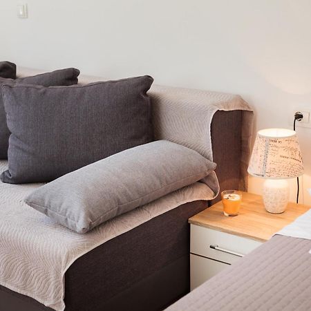 Lux Cindro Studio In Split Center Apartment Bagian luar foto
