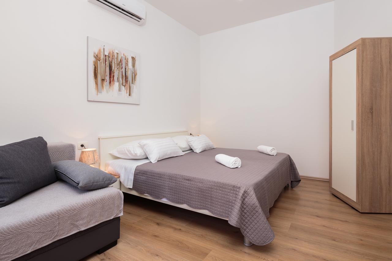 Lux Cindro Studio In Split Center Apartment Bagian luar foto